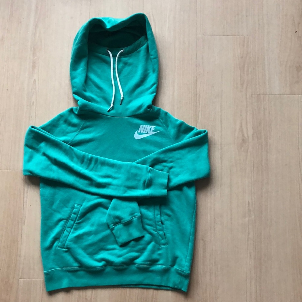 Nike funnel neck hoodie